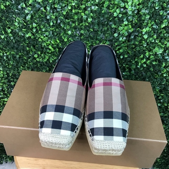 Burberry espadrilles new with box - Picture 6 of 8